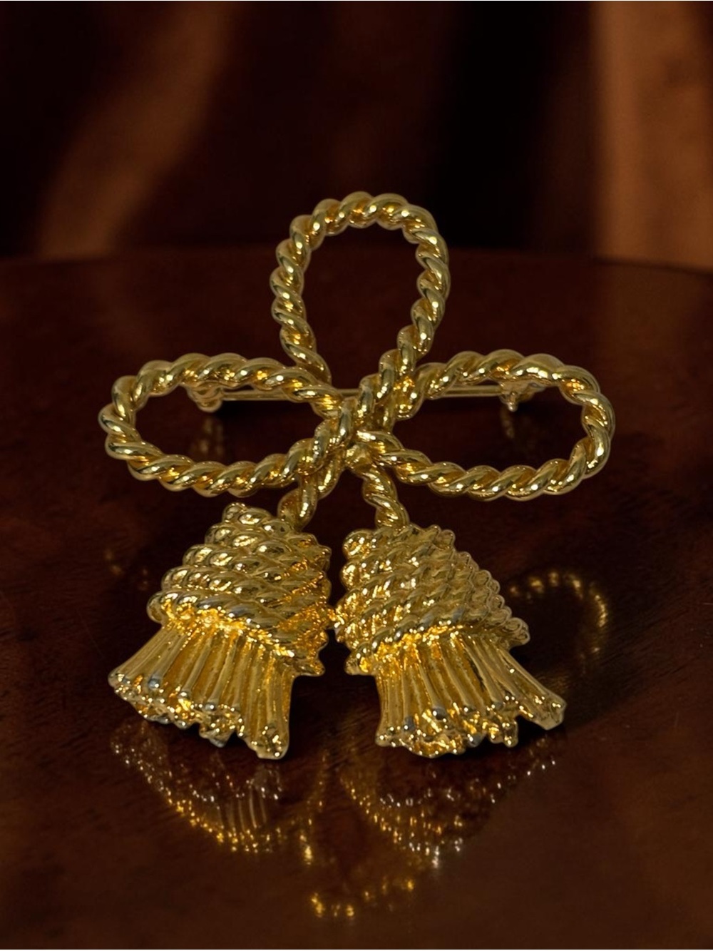 Vintage Gold Bow and Tassel Brooch 2.5β